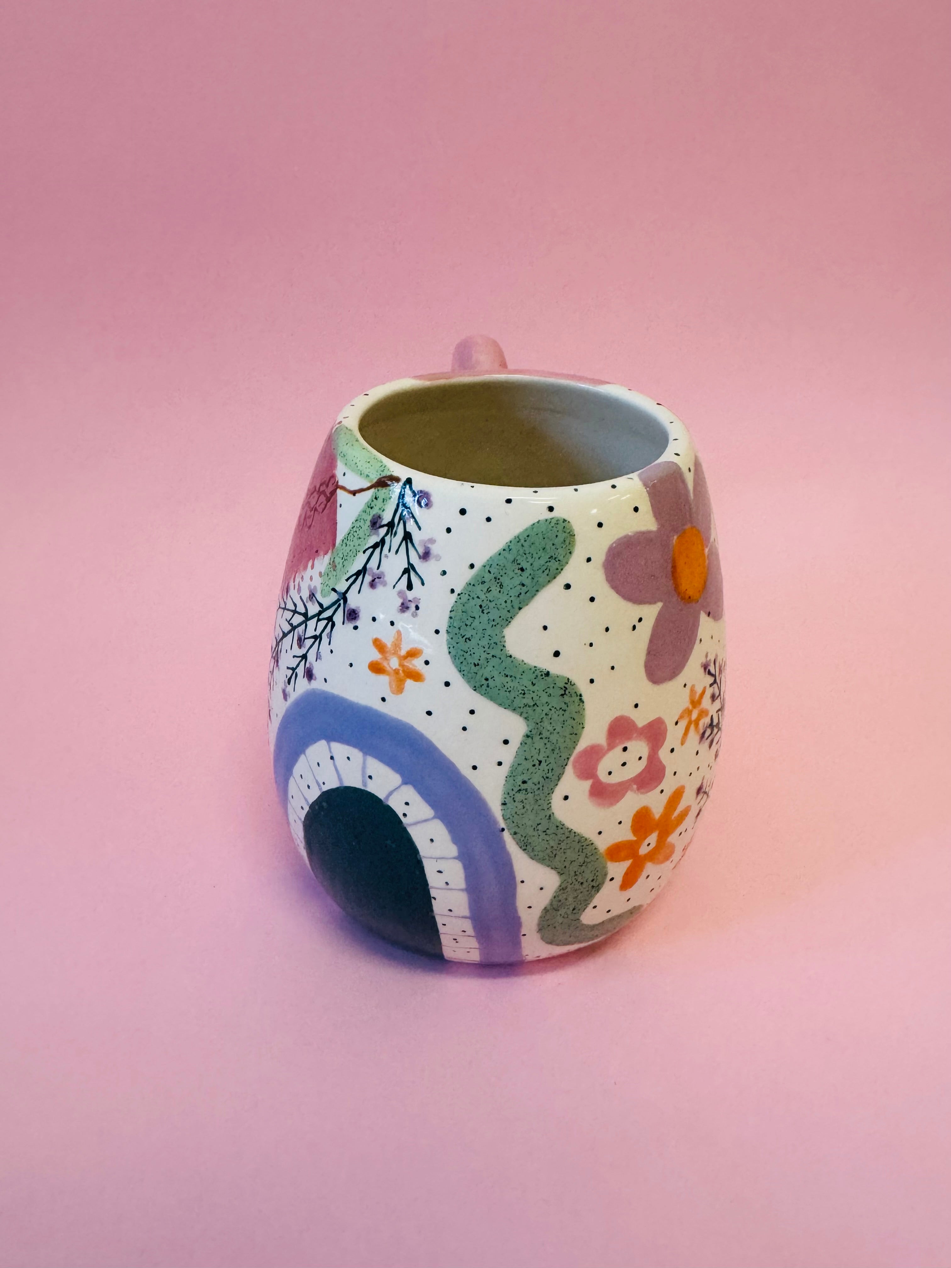 Hug Mug ~ Geredton Wax/ Bottle Brush