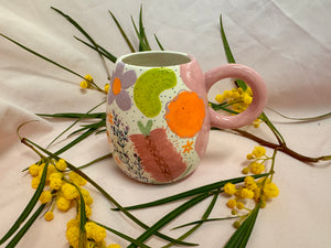 Hug Mug ~ Geredton Wax/ Bottle Brush